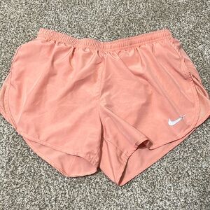 Nike Women's Dry Tempo Shorts